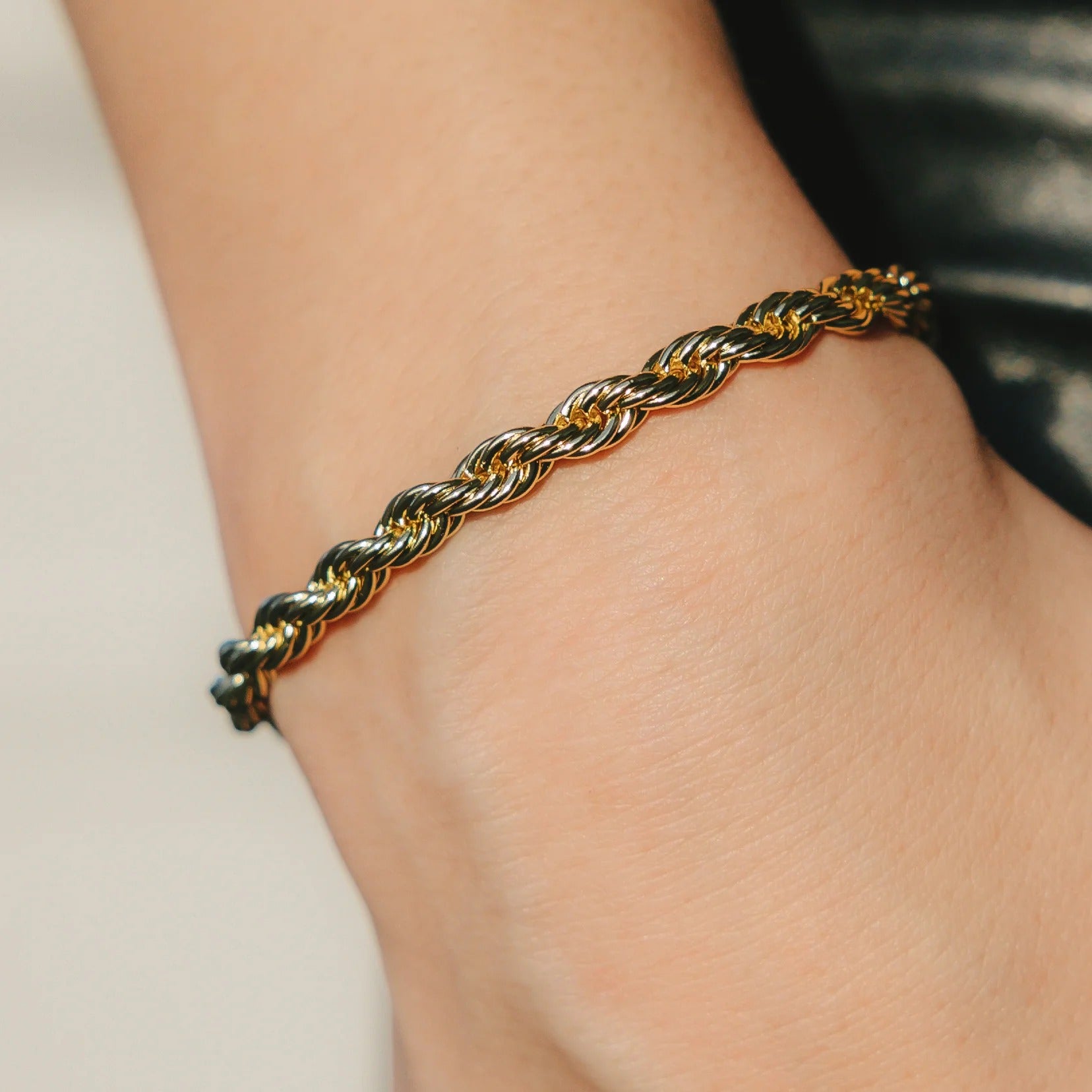 5mm Swirl Armbånd - Gull