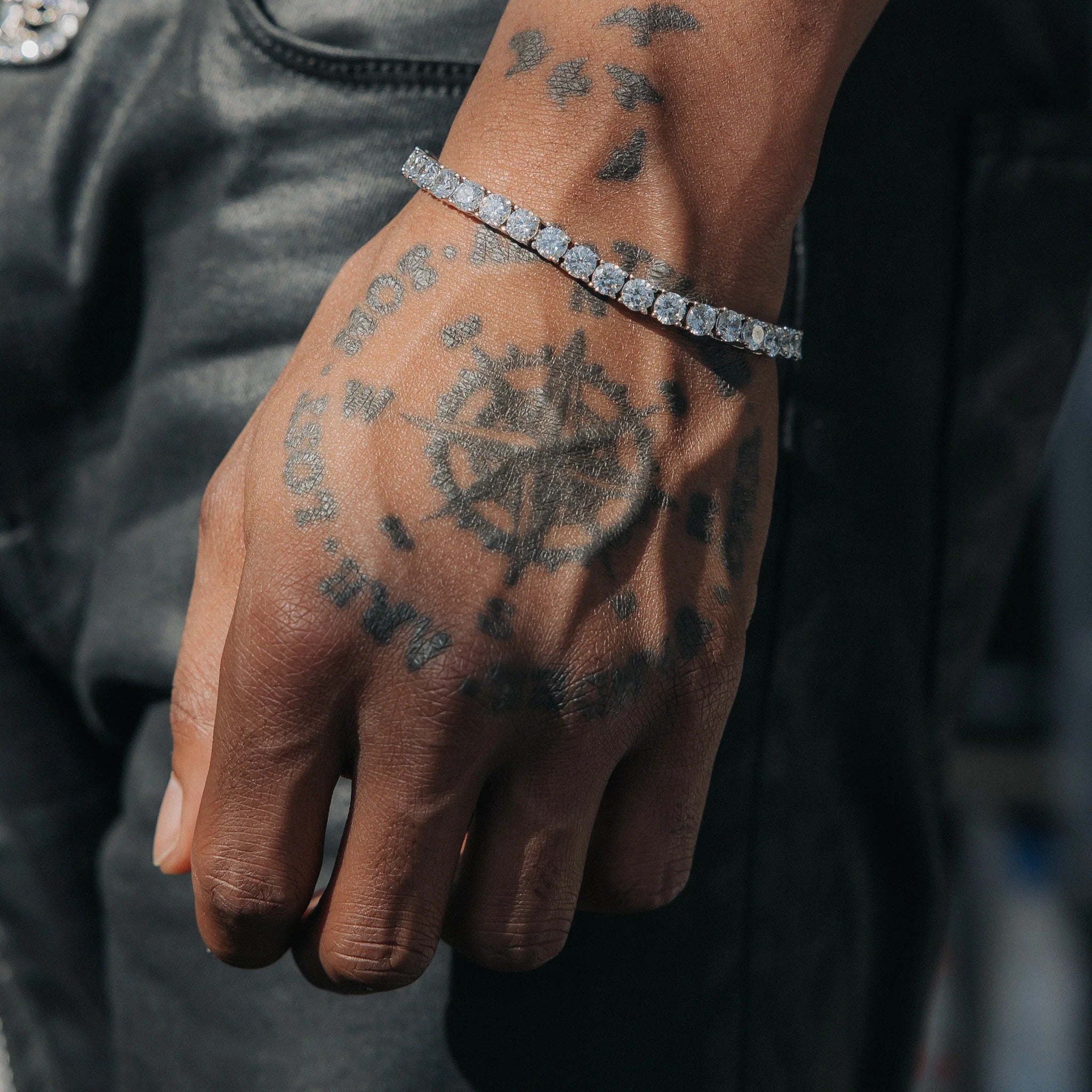 5mm Flow Armbånd - Hvit Gull