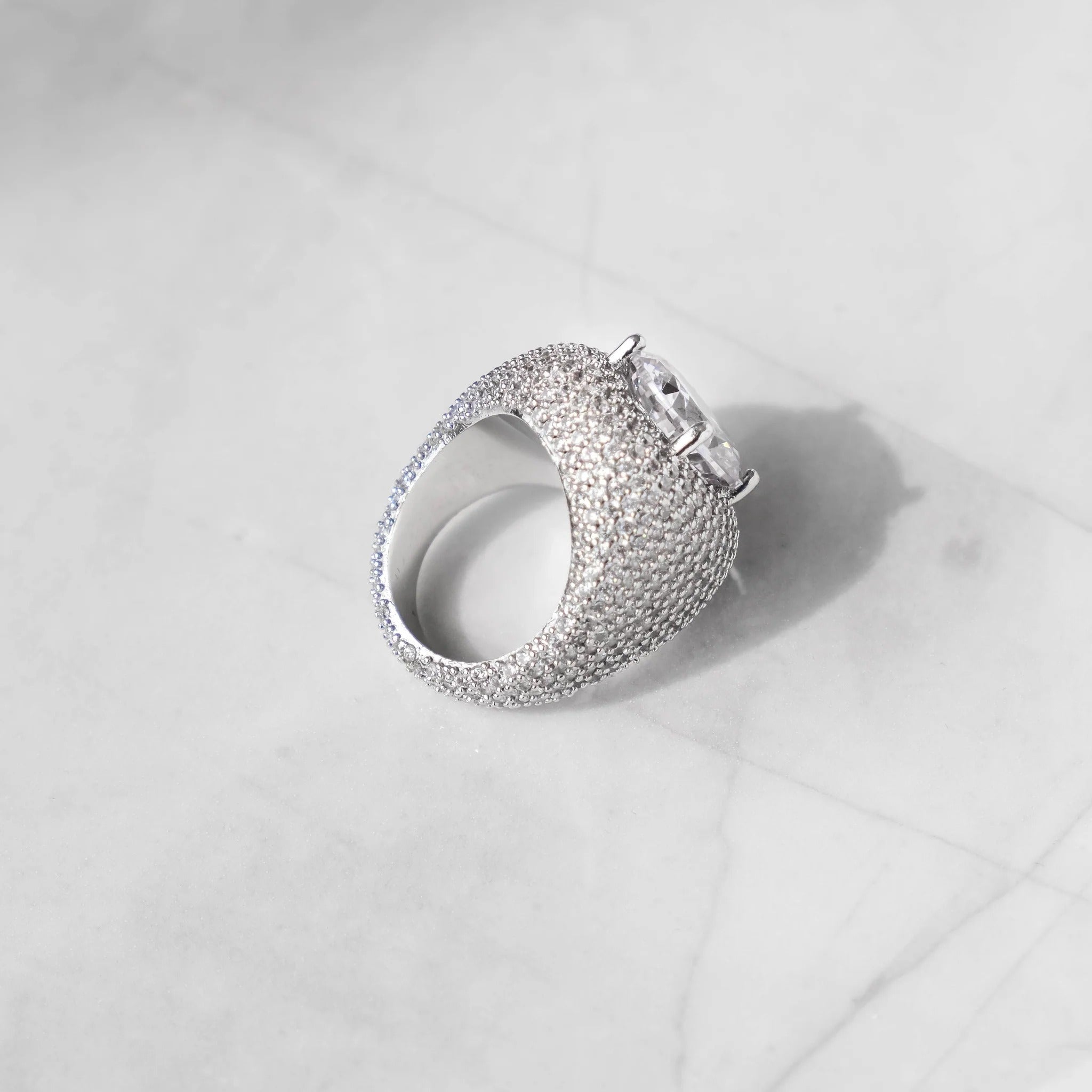 Meteoritt Ring - 14K Hvit Gull