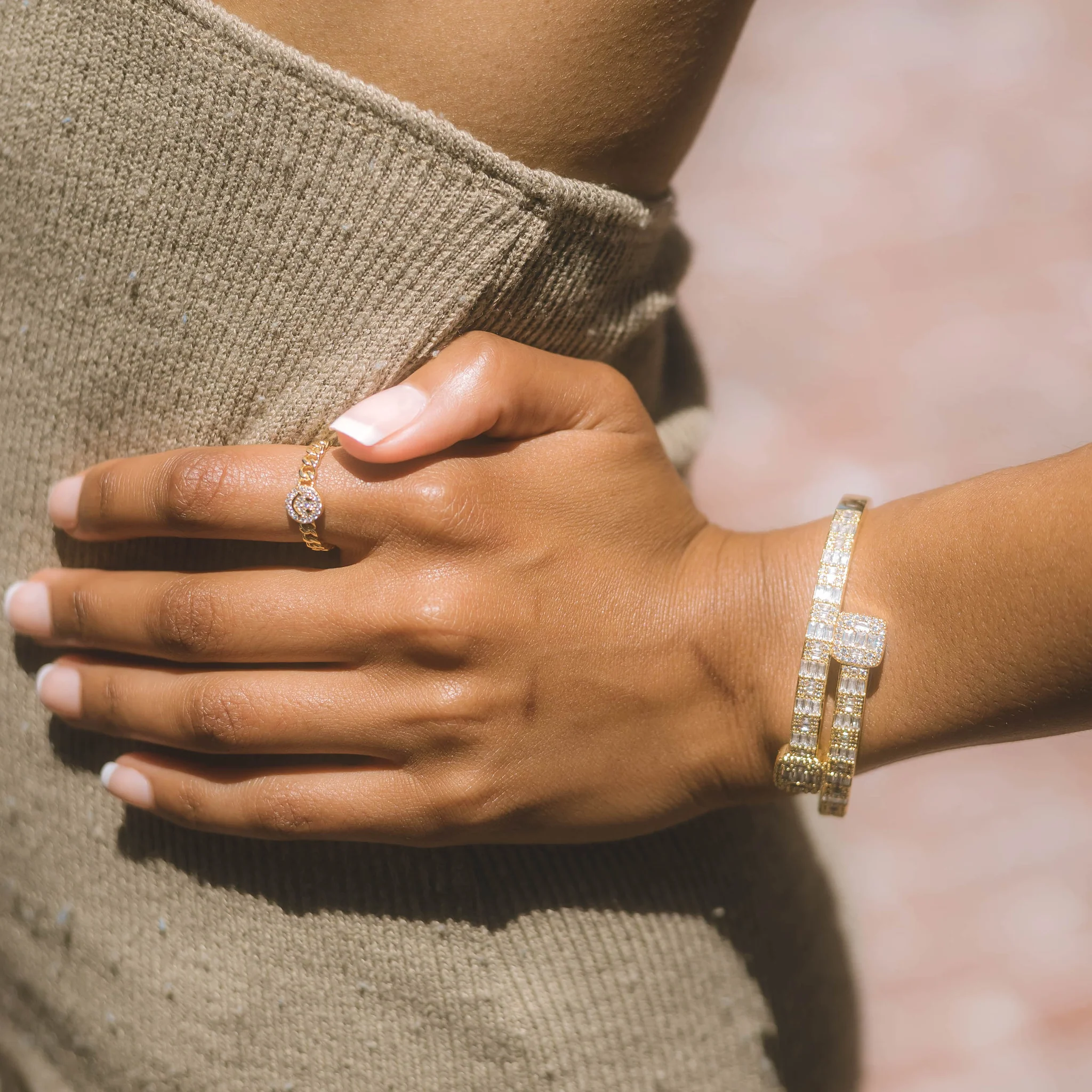 Smiley Ring - 18K Gull